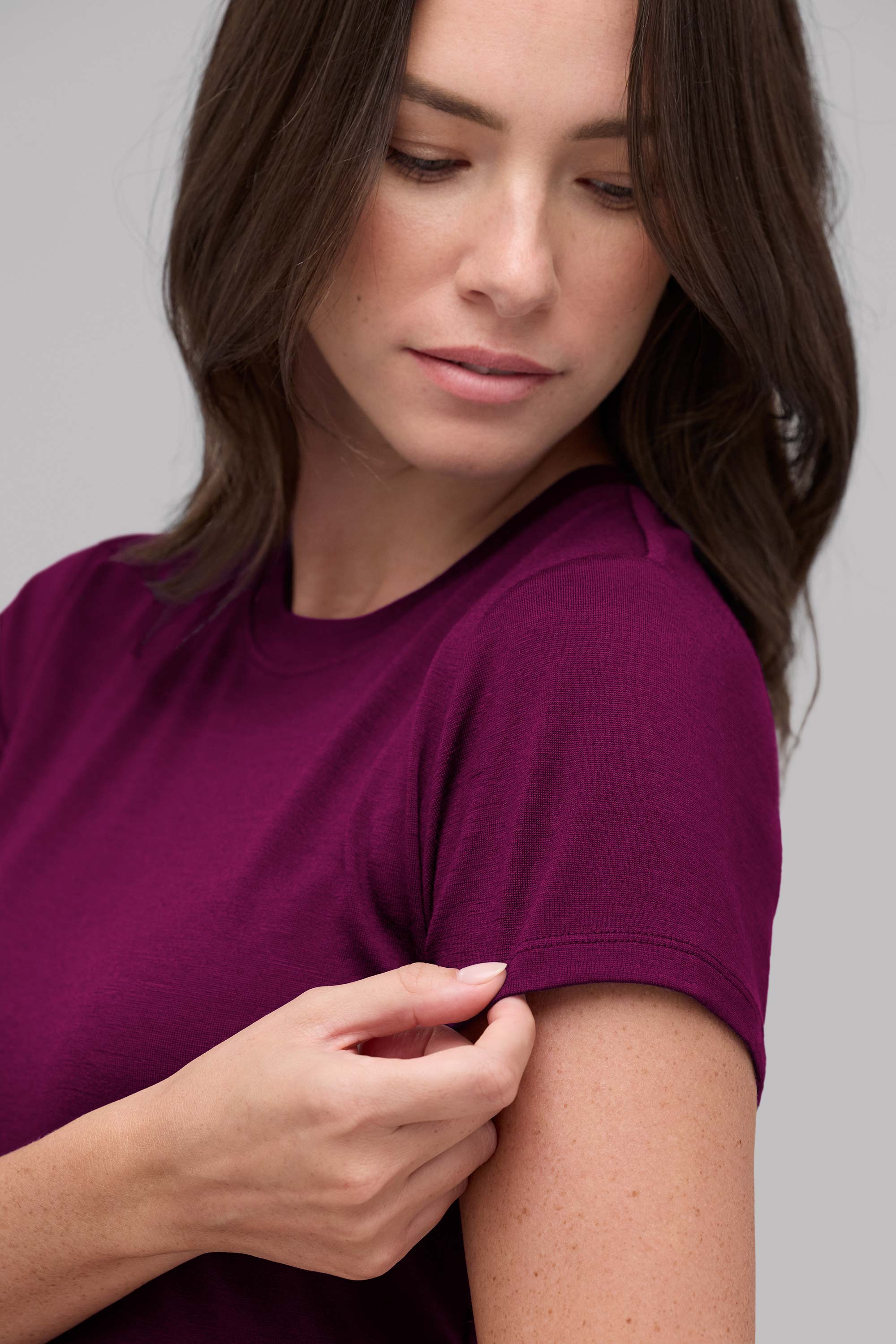 Women's Slim Merino Crew Neck T-Shirt